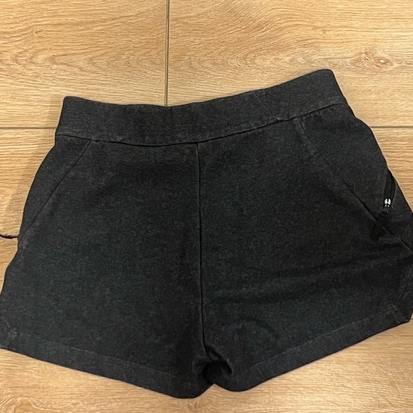 Arc'teryx Momenta 3 Inches Shorts - Picture 3 of 4